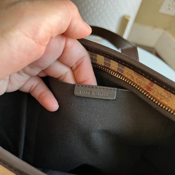 🔹️ BURBERRY🔹️ Vintage shoulder BAG (REPLACEMENT STRAPS) ✨️🤎 - Picture 9 of 14